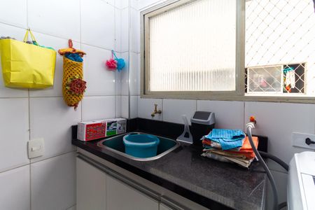 Apartamento à venda com 82m², 3 quartos e 1 vagaÁrea de Serviço