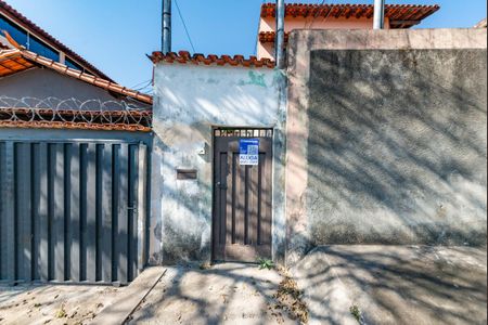 Casa para alugar com 225m², 3 quartos e sem vagaFachada