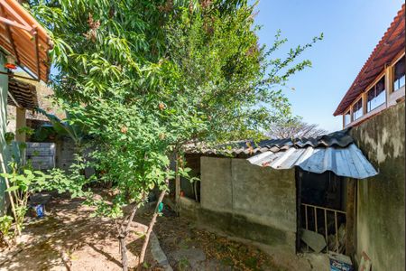 Casa para alugar com 225m², 3 quartos e sem vagaQuintal