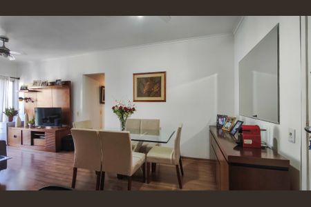 Apartamento à venda com 77m², 2 quartos e 1 vagaSala