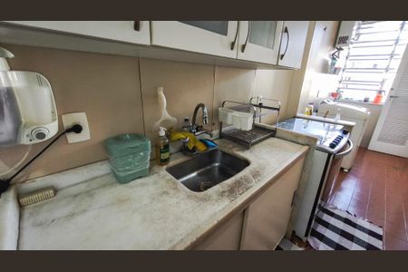 Apartamento à venda com 77m², 2 quartos e 1 vagaCozinha