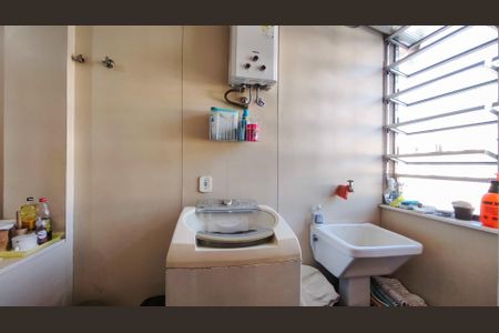 Apartamento à venda com 77m², 2 quartos e 1 vagaÁrea de Serviço