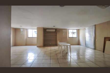 Apartamento à venda com 77m², 2 quartos e 1 vagaÁrea comum - Salão de festas