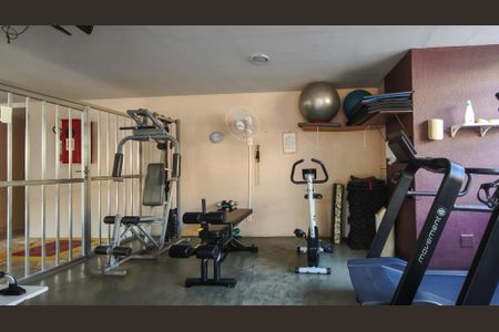 Apartamento à venda com 77m², 2 quartos e 1 vagaÁrea comum - Academia