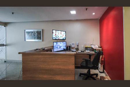 Apartamento à venda com 77m², 2 quartos e 1 vagaFachada e portaria