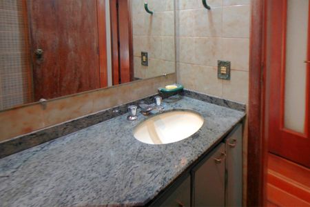 Apartamento à venda com 90m², 3 quartos e 1 vagaBanheiro