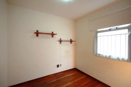 Apartamento à venda com 90m², 3 quartos e 1 vagaQuarto 2