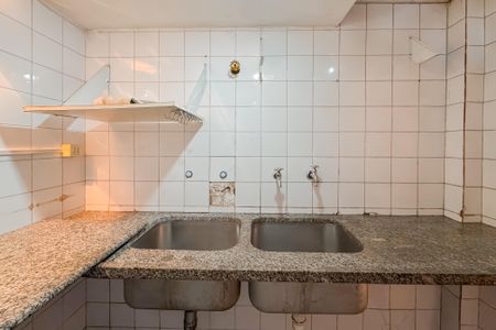 Casa à venda com 120m², 1 quarto e 1 vaga Casa à venda com 120m², 1 quarto e 1 vagaCozinha