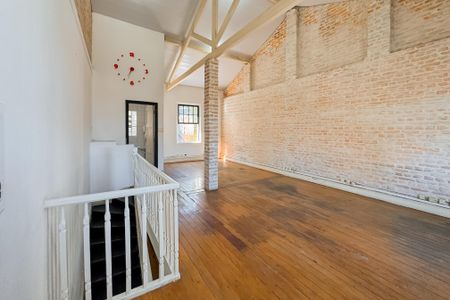 Casa à venda com 120m², 1 quarto e 1 vaga Casa à venda com 120m², 1 quarto e 1 vagaQuarto