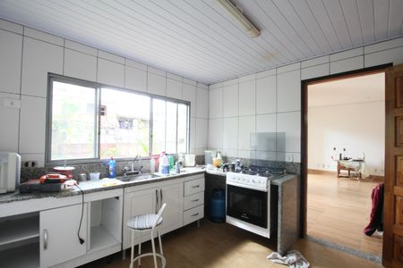 Casa para alugar com 150m², 2 quartos e 4 vagasCozinha