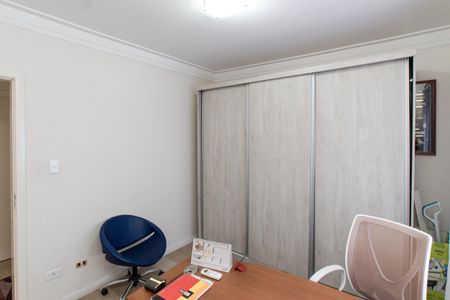 Casa à venda com 235m², 3 quartos e 5 vagasQuarto 2