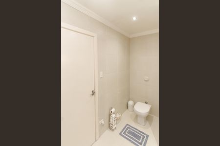 Casa à venda com 235m², 3 quartos e 5 vagasBanheiro da Suíte