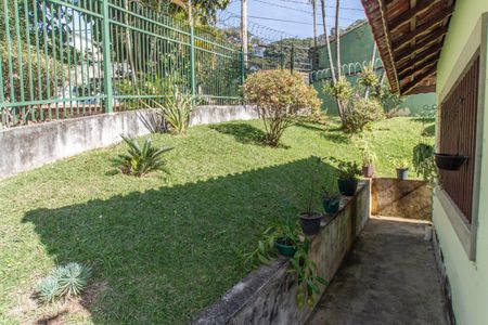 Casa à venda com 235m², 3 quartos e 5 vagasJardim