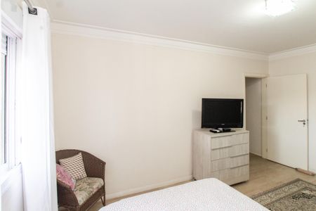 Casa à venda com 235m², 3 quartos e 5 vagasSuíte