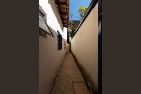 Casa à venda com 200m², 5 quartos e 2 vagasCorredor 