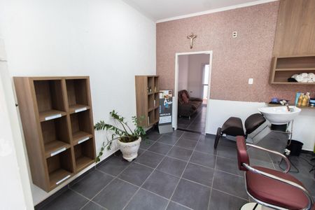 Casa à venda com 200m², 5 quartos e 2 vagasSala de TV