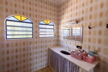 Casa à venda com 200m², 5 quartos e 2 vagasBanheiro da Suíte 2