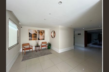 Apartamento à venda com 76m², 3 quartos e 1 vagaHall