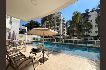 Apartamento à venda com 76m², 3 quartos e 1 vagaÁrea comum - Piscina