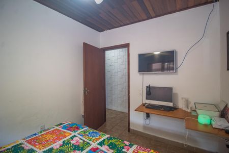 Casa à venda com 170m², 2 quartos e 2 vagas Casa à venda com 170m², 2 quartos e 2 vagasQuarto