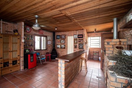 Casa à venda com 170m², 2 quartos e 2 vagas Casa à venda com 170m², 2 quartos e 2 vagasÁrea comum - Churrasqueira