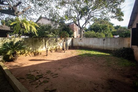 Casa à venda com 170m², 2 quartos e 2 vagas Casa à venda com 170m², 2 quartos e 2 vagasQuintal