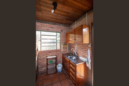 Casa à venda com 170m², 2 quartos e 2 vagas Casa à venda com 170m², 2 quartos e 2 vagasÁrea comum - Churrasqueira