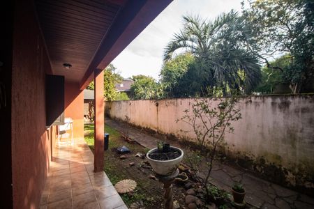 Casa à venda com 170m², 2 quartos e 2 vagas Casa à venda com 170m², 2 quartos e 2 vagasJardim