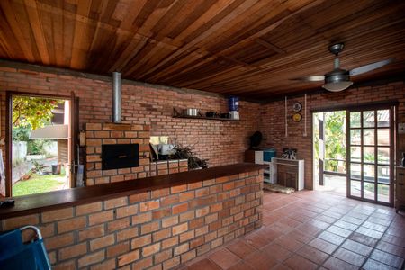 Casa à venda com 170m², 2 quartos e 2 vagas Casa à venda com 170m², 2 quartos e 2 vagasÁrea comum - Churrasqueira