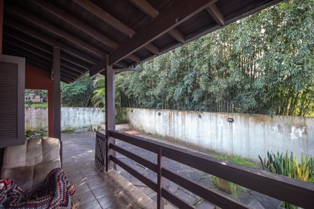 Casa à venda com 170m², 2 quartos e 2 vagas Casa à venda com 170m², 2 quartos e 2 vagasJardim