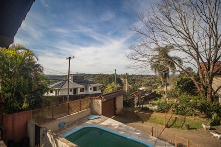 Casa à venda com 170m², 2 quartos e 2 vagas Casa à venda com 170m², 2 quartos e 2 vagasVista