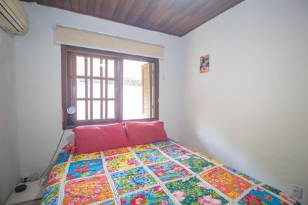 Casa à venda com 170m², 2 quartos e 2 vagas Casa à venda com 170m², 2 quartos e 2 vagasQuarto