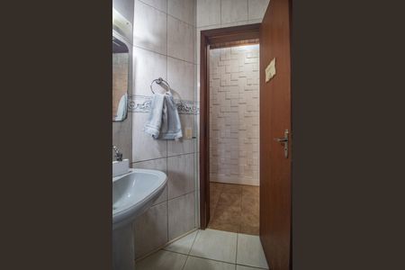 Casa à venda com 170m², 2 quartos e 2 vagas Casa à venda com 170m², 2 quartos e 2 vagasBanheiro