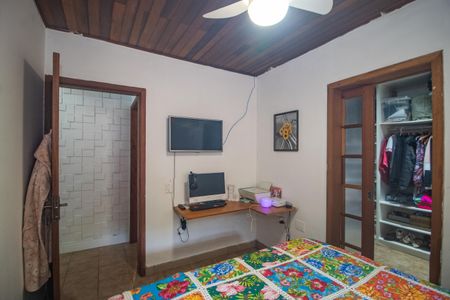 Casa à venda com 170m², 2 quartos e 2 vagas Casa à venda com 170m², 2 quartos e 2 vagasQuarto