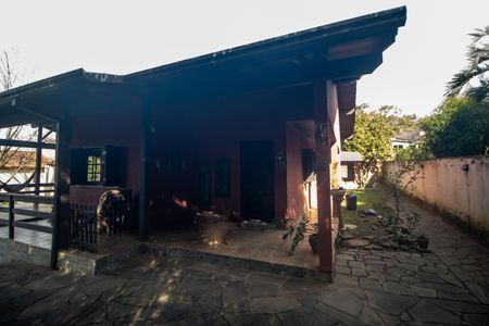 Casa à venda com 170m², 2 quartos e 2 vagas Casa à venda com 170m², 2 quartos e 2 vagasJardim