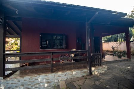 Casa à venda com 170m², 2 quartos e 2 vagas Casa à venda com 170m², 2 quartos e 2 vagasJardim