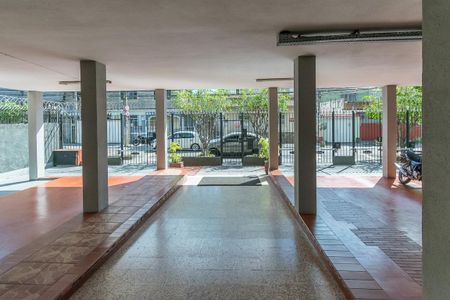 Apartamento para alugar com 74m², 2 quartos e sem vaga Apartamento para alugar com 74m², 2 quartos e sem vagaÁrea comum de acesso