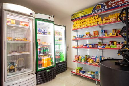 Apartamento à venda com 54m², 2 quartos e 1 vagaMercadinho