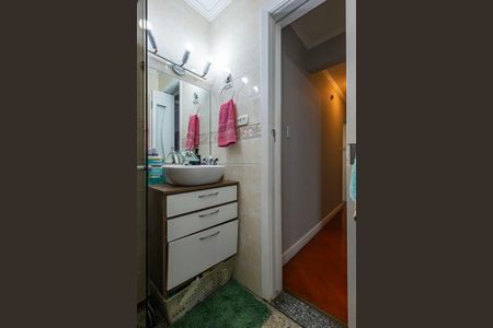 Apartamento à venda com 77m², 3 quartos e sem vagaBanheiro