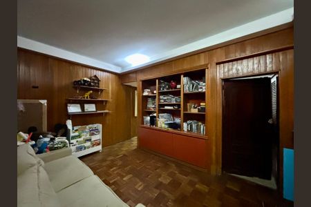 Apartamento para alugar com 230m², 4 quartos e 2 vagas Apartamento para alugar com 230m², 4 quartos e 2 vagasEscritório