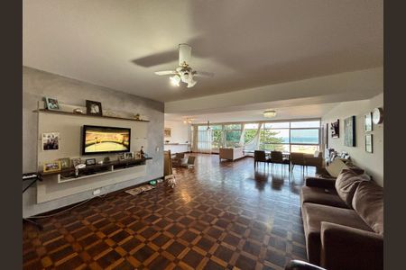 Apartamento para alugar com 230m², 4 quartos e 2 vagas Apartamento para alugar com 230m², 4 quartos e 2 vagasSala