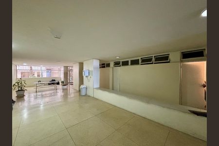 Apartamento para alugar com 230m², 4 quartos e 2 vagas Apartamento para alugar com 230m², 4 quartos e 2 vagasÁrea comum - salão de festa