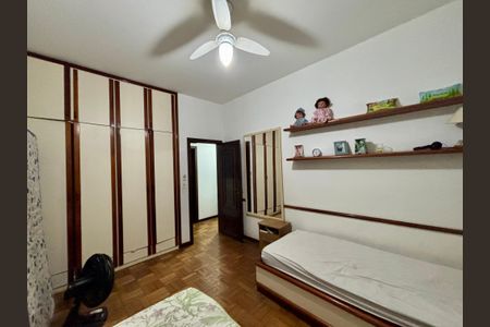 Apartamento para alugar com 230m², 4 quartos e 2 vagas Apartamento para alugar com 230m², 4 quartos e 2 vagasQuarto 2