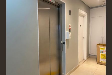 Apartamento à venda com 43m², 1 quarto e sem vagaÁrea comum