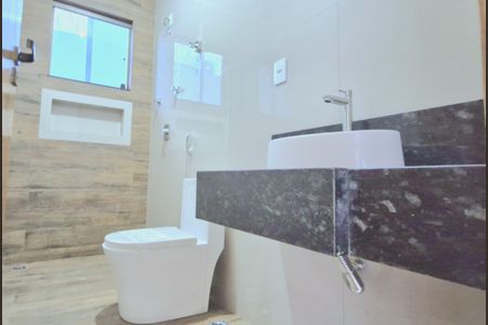 Casa à venda com 158m², 3 quartos e 2 vagasBanheiro Social 2