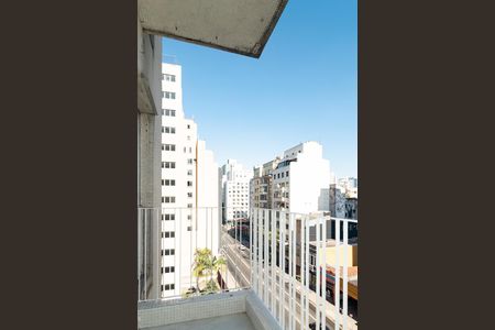 Apartamento para alugar com 176m², 3 quartos e sem vagaSacada