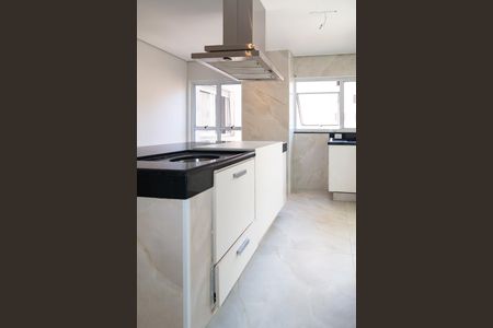 Apartamento para alugar com 176m², 3 quartos e sem vagaÁrea de Serviço