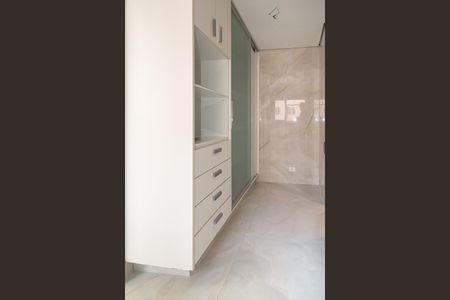 Apartamento para alugar com 176m², 3 quartos e sem vagaÁrea de Serviço