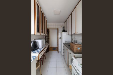Apartamento para alugar com 63m², 3 quartos e 1 vaga Apartamento para alugar com 63m², 3 quartos e 1 vagaCozinha e Área de Serviço