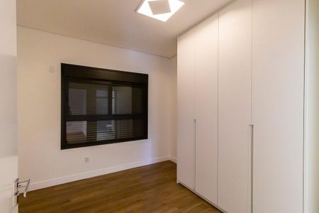 Casa de condomínio à venda com 138m², 3 quartos e 2 vagasSuíte 2